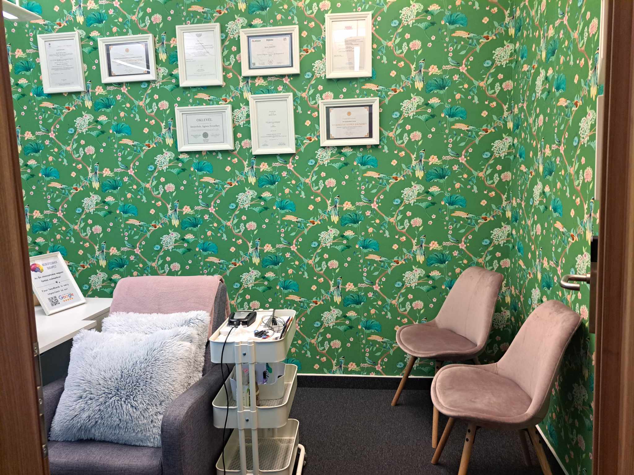 Neurofeedback-terapia-budapest-adhd-trening-rendelo-11 Rendelőnk - XIII. kerület